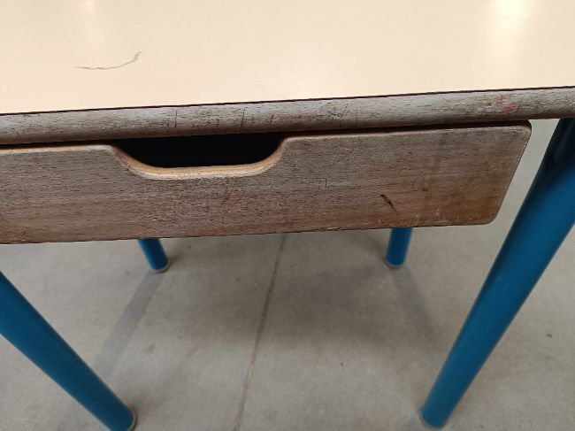 Table scolaire bureau bleu 60cm avec tiroir -  - Divers